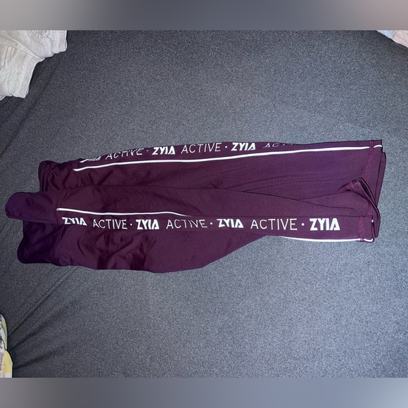Zyia Active Wear Plum Logo Stripe Light n Tight Hi-rise Crop 17" size 14-16 - Picture 5 of 7